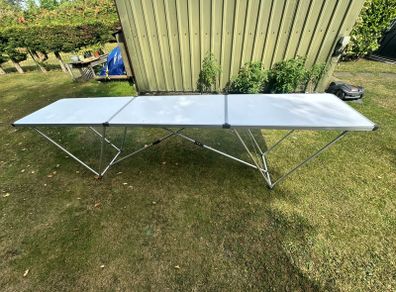 Folding Tables