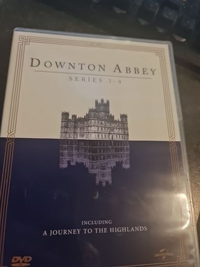 Downtown Abbey DVD
