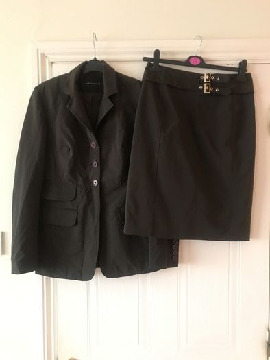 Karen  Millen  suit