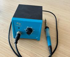 Tilswall Temperature-Controlled Soldering Station with Iron - Like New