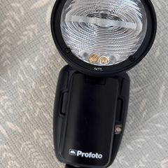 Profoto A10 AirTTL Off Camera Kit + Profoto Connect Pro (Sony)