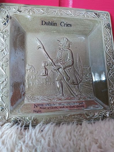 Innisfree Potteries, square dishes,see pics