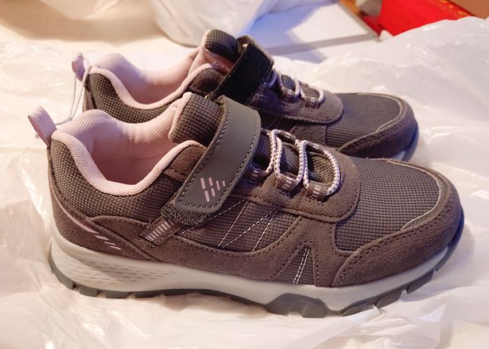 3 Pairs Of Kids Runners (size 4UK) New.