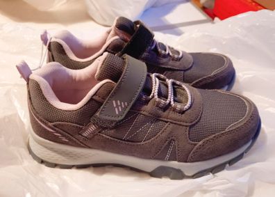 3 Pairs Of Kids Runners (size 4UK) New.