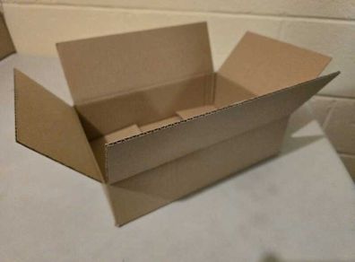 Cardboard Boxes 30x20x8cm (20 pack)