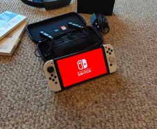 Nintendo Switch OLED