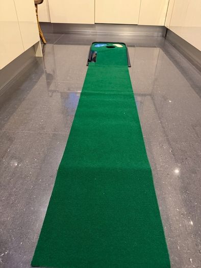Masters Hazard Putting Mat