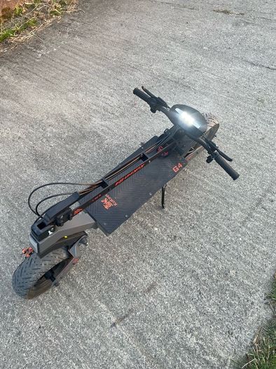 Kukurin g4 e-scooter