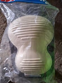Knee pads