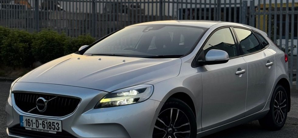2016 Volvo V40