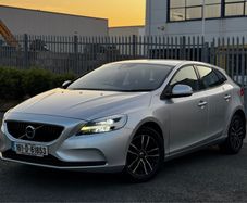 2016 Volvo V40