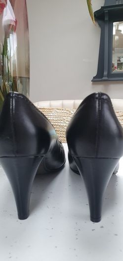 KENNEL & SCHMENGER leather court Sz 8 - Bnwot Rrp 203
