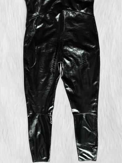 SPANXshape Black Faux Leather Patent High Waisted Sculpting Leggings.Size M