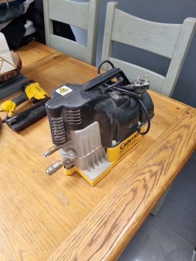 nail gun