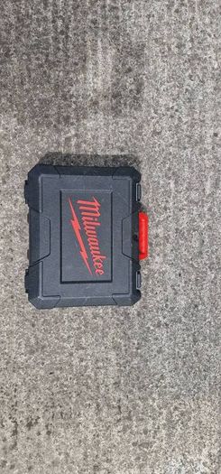 milwaukee tool box