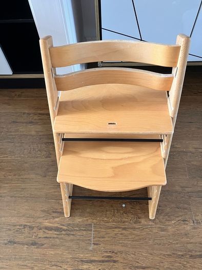 stokke high chair.