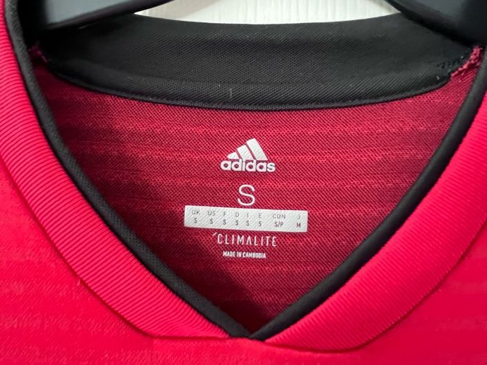 Man United, soccer jersey