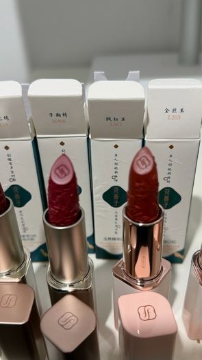 florasis new lipsticks 100% genuine