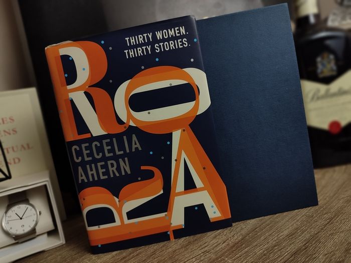 Roar: Thirty Women Thirty Stories ! Hand Signed by Cecelia Ahern ! Genuine Autograph ! Hardcover ! 2018 ! by HarperCollins !