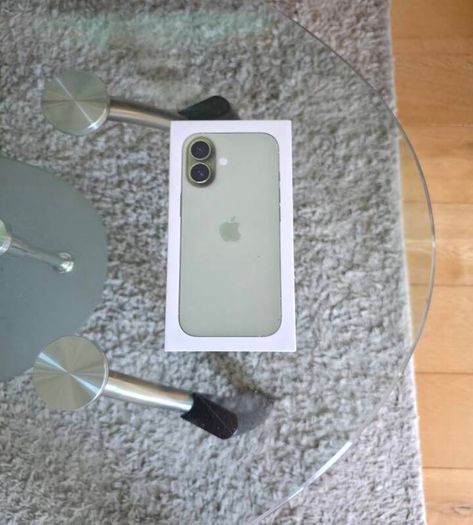 Apple Iphone 17 256GB IRISH