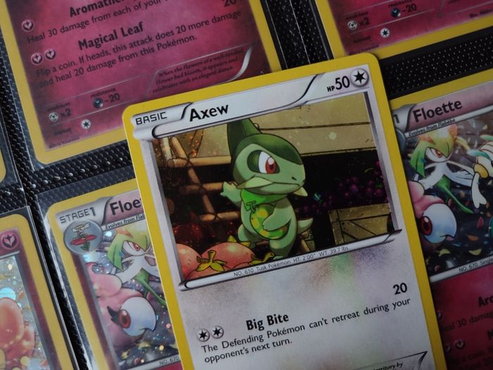 Axew ! Promo ! Holo ! Black & White Era ! 2011 ! Pokemon Card !