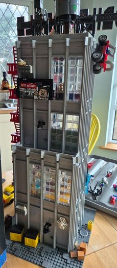 Lego 76178 Daily Bugle, box, all figures,