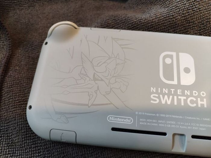 Switch Lite Zacian & Zamazenta