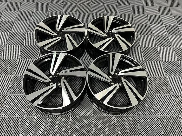 19" Inch Vw Nevada Style Alloy Wheels Golf MK6 MK7 MK8 Audi A3 Q3 Caddy Passat Skoda Octavia 5x112