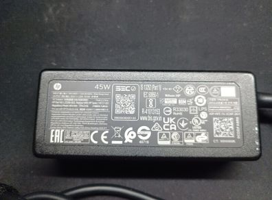HP laptop charger model R-41013153