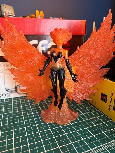 Diamond Select Phoenix