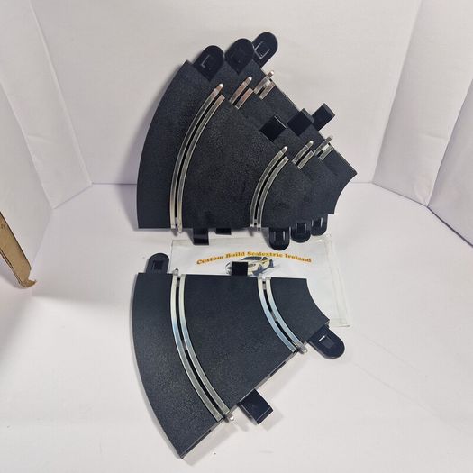 Scalextric C8202: 4x New Radius 1 Curve Track (Extension Pack R1)