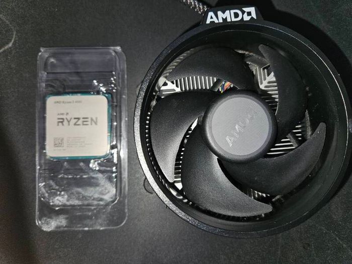AMD Ryzen 5 4500 CPU and Stock Cooler