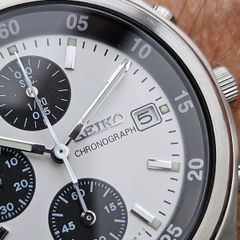 Watch Seiko Panda Chronograph. Quartz.