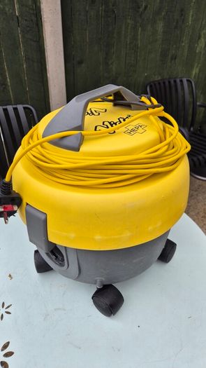 Victor vacuum