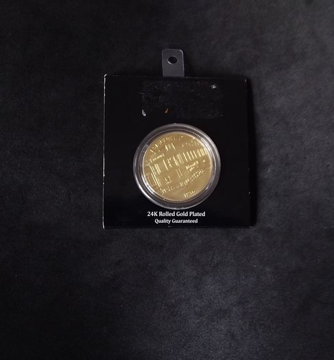 Australian Gold " Melbourne Victoria " Souvenir Medallion - 24K Rolled Gold Plated