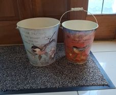 buckets