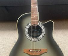 Ovation Ultra Semi Acoustic & Hard Case