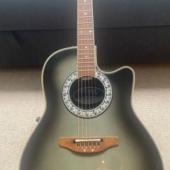 Ovation Ultra Semi Acoustic & Hard Case