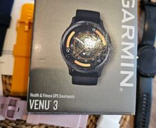 Garmin Venu 3 with AMOLED and Touchscreen