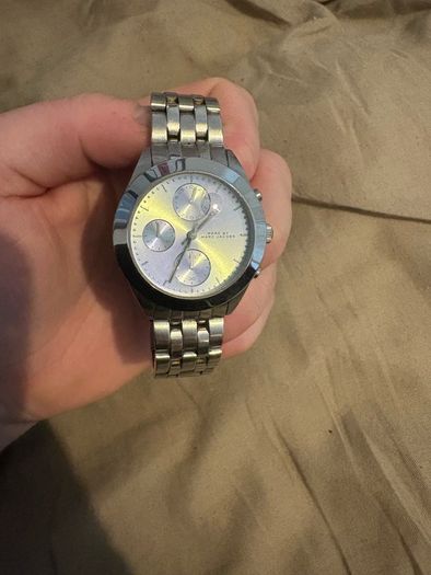 Marc jacobs watch silver iridescent watch