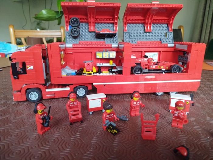 Lego Speed Champions 75913: F14 T & Scuderia Ferrari Truck (2015) NO BOX