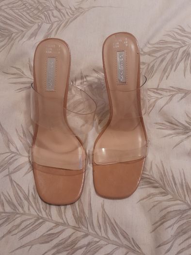 Ladies heels