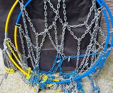 Merc snow chains,  2 sets