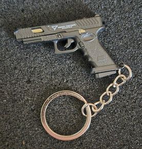 Glock G-34,  pistol keyring.