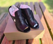 Bruno Premi Black Leather Heeled Sandals, Size EU37, UK4, AV