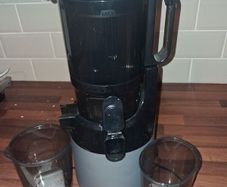 BioloMix juice maker