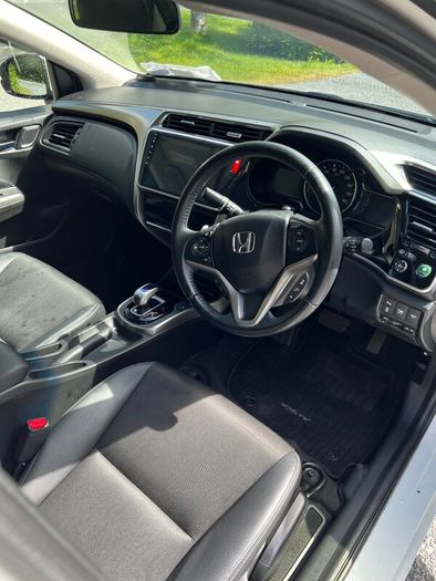 Honda Grace hybrid  1,5 2016
