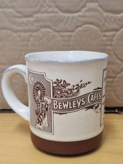 bewley's cafes irish country pottery mug