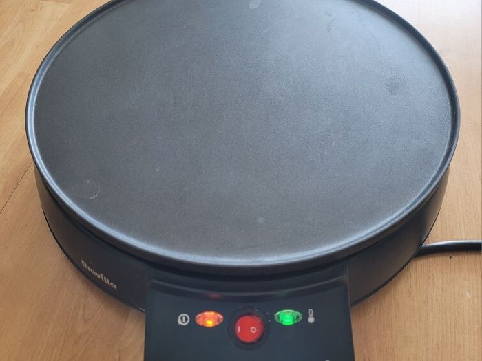 Breville Traditional Crepe and Pancake Maker