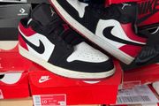 Nike Air Jordan 1 Low Black Toe 553558-116